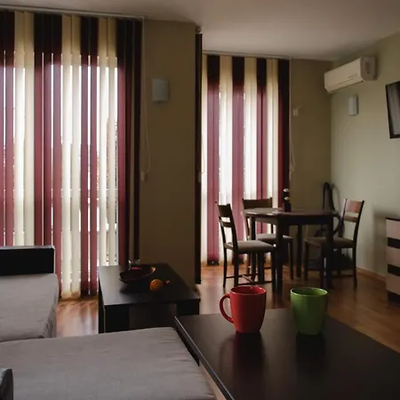 дипломатик хил Appartement Varna